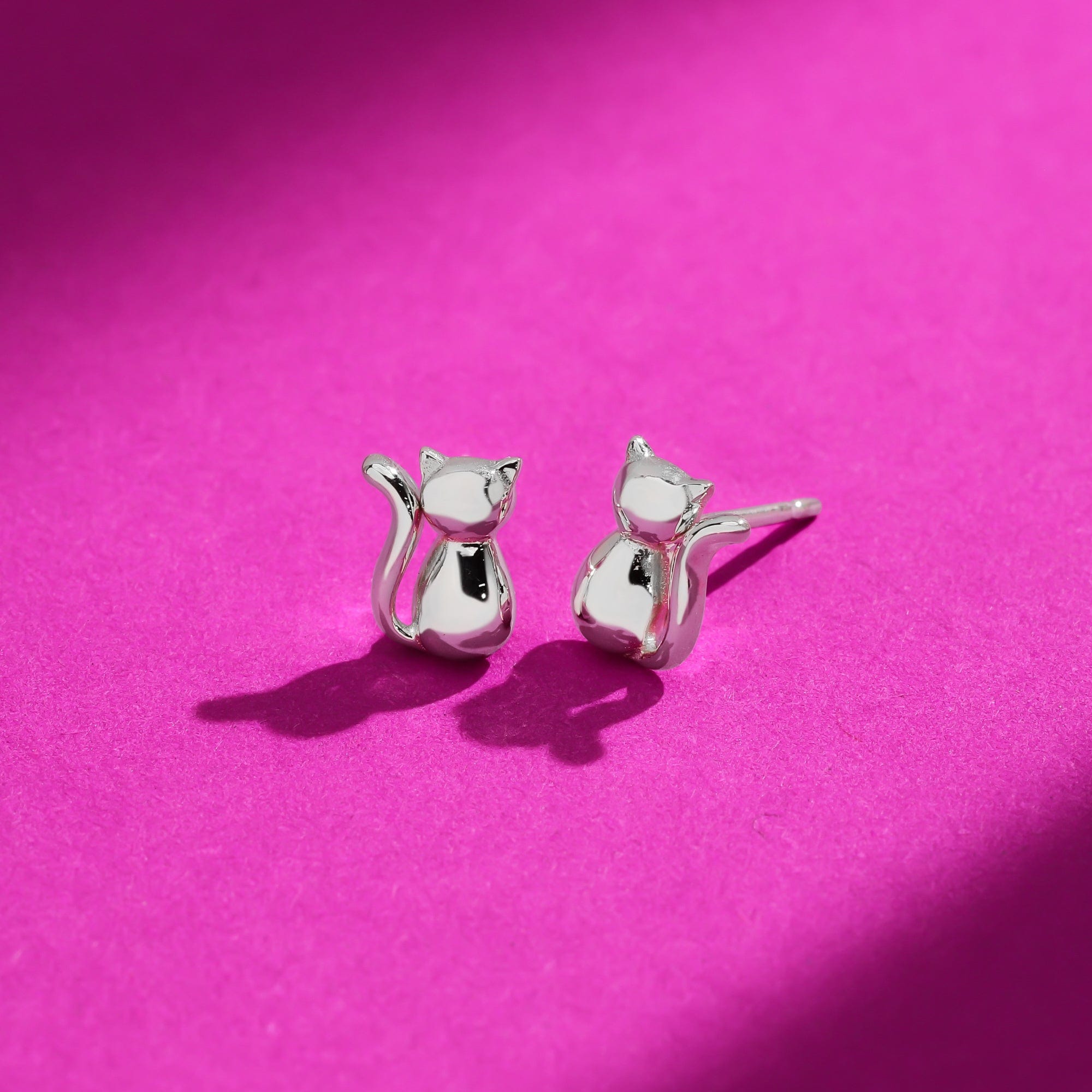 Boma Jewelry Minimal Cat Earring Studs